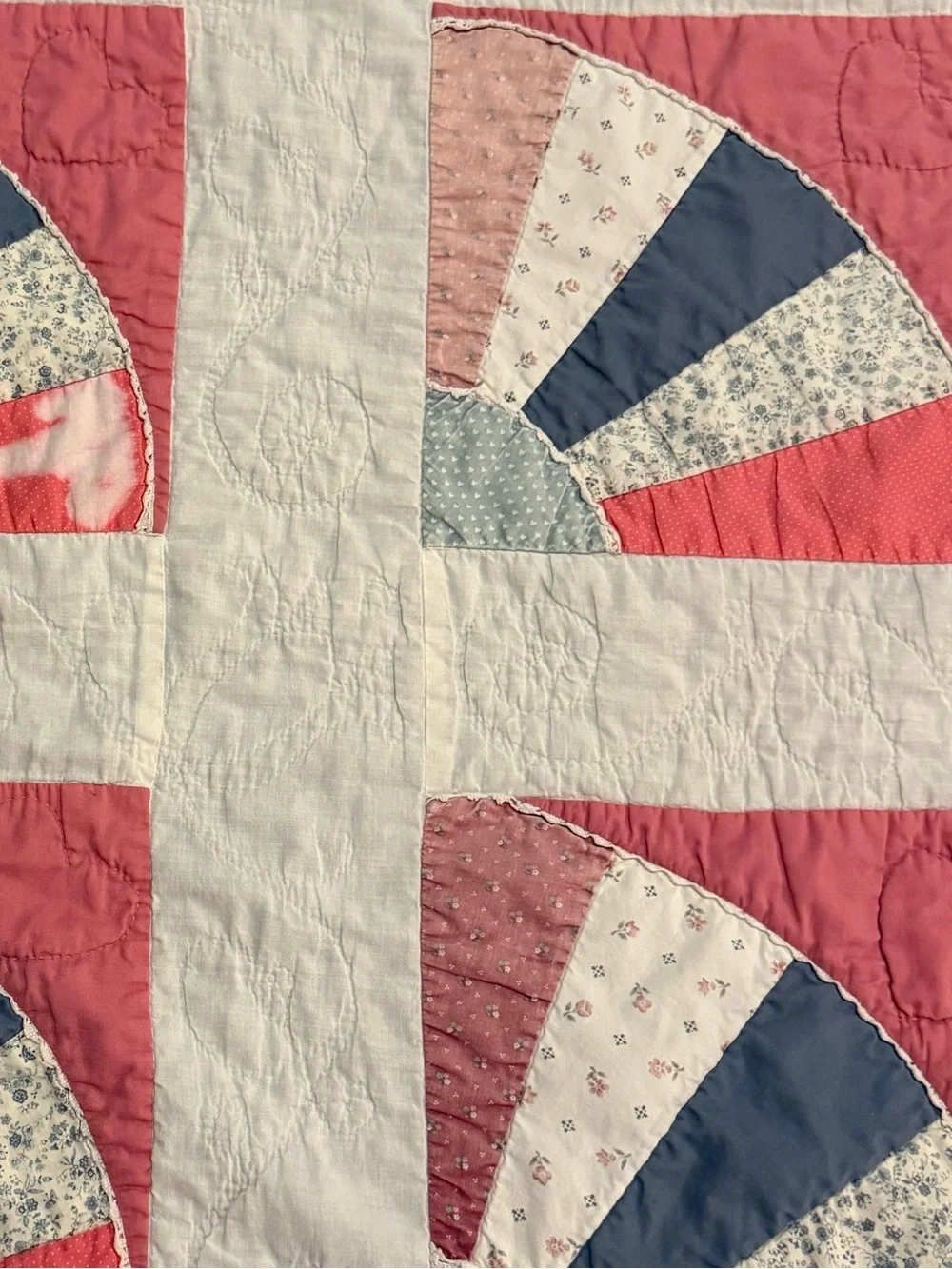 Vintage-Pink Fan Grandma Handstitched Patchwork Quilt - Signed & dated 1980